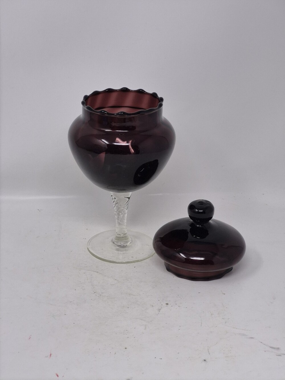 Empoli Amethyst Lidded Candy Dish - Picture 3 of 6